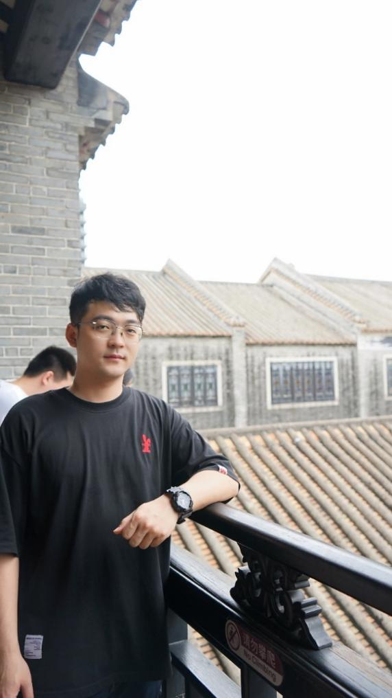 杨鑫宇.png
